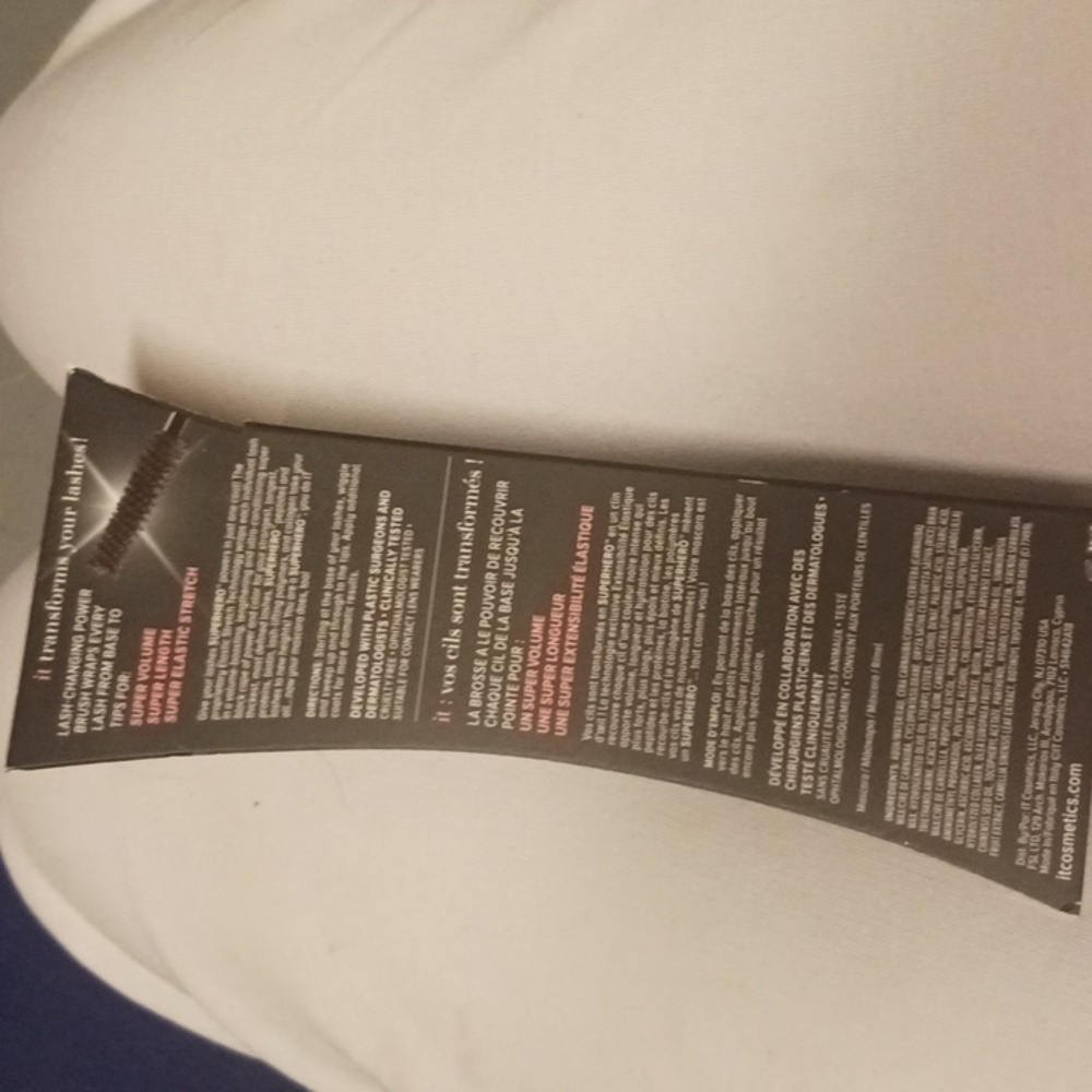 Superhero IT Mascara NIB - Picture 2 of 3